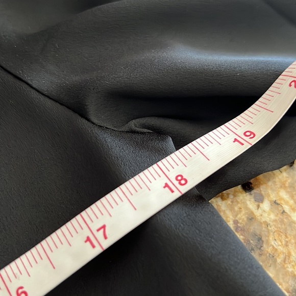 H by Halston Black Satin Feel Split Neck Pullover Shirt Size Small - Picture 6 of 8